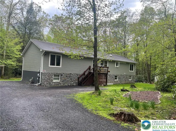 199 Lower Valley Dr, Kunkletown, PA 18058