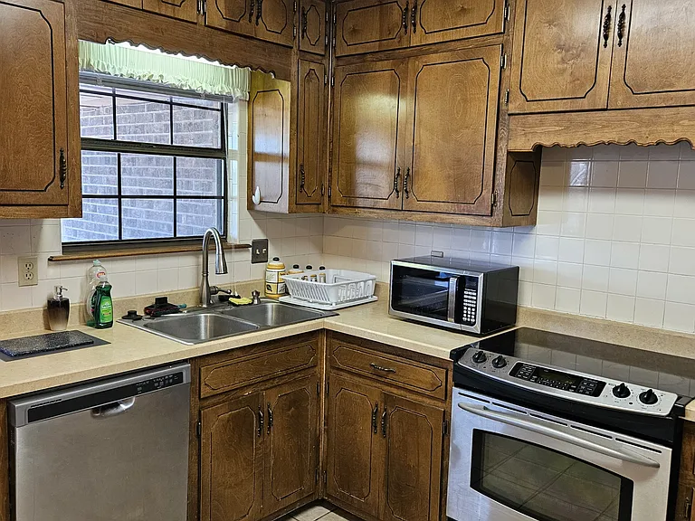 3200 Abbott Ave — Photo 11