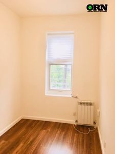 7030 69th Pl, Glendale, NY, 11385