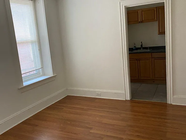 14 E Market St #5 — Photo 7