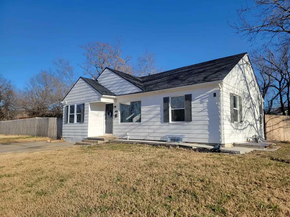 4001 E Vesta Dr, Wichita, KS 67208