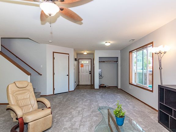3rd image of 7727 87th Ave NE