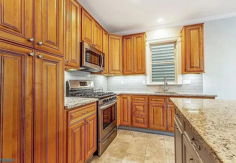 206 Hopkins Ave #2 — Photo 5