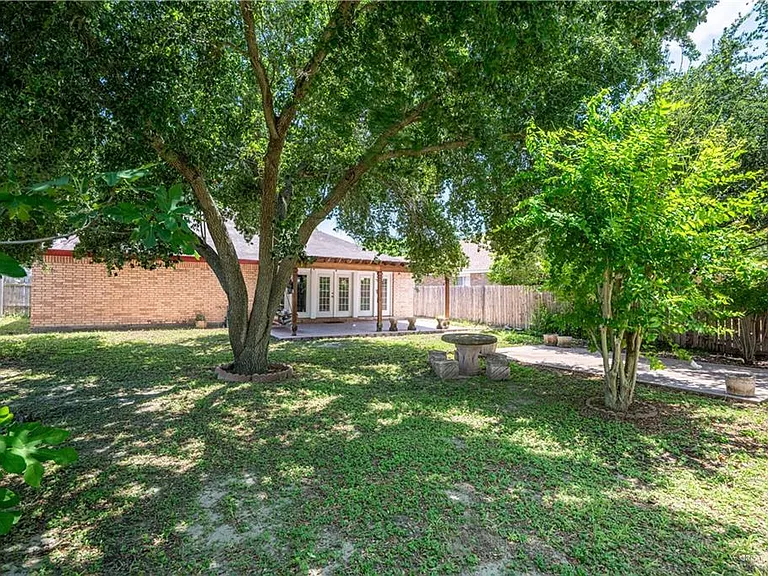 1801 Crown Pointe Blvd — Photo 18