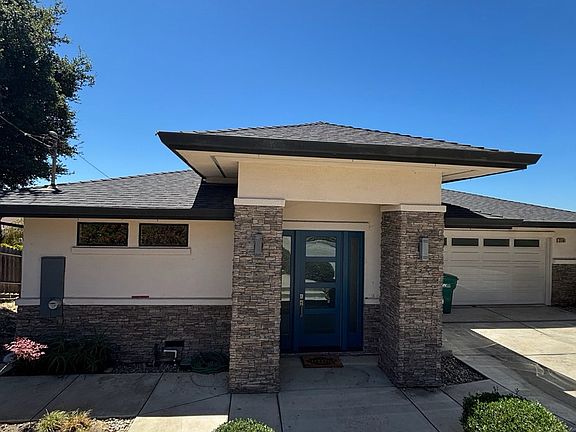 2nd image of 2761 Chronicle Ave