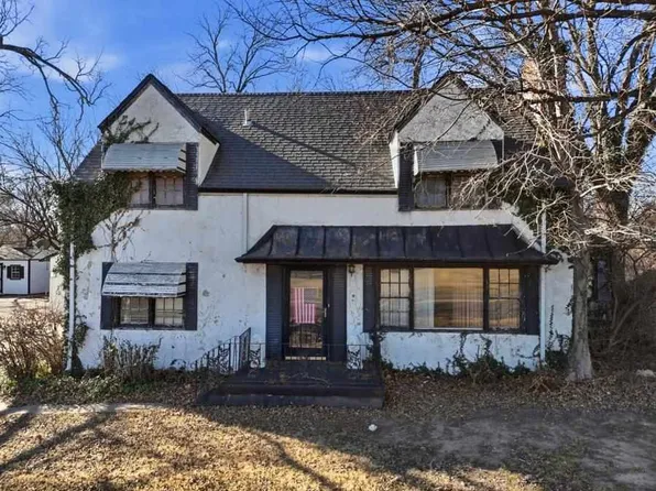 1128 N 14th St, Ponca City, OK 74601