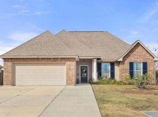 293 Millstone Dr, Thibodaux, LA 70301