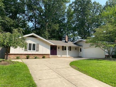 1204 Berwick Ln, South Euclid, OH, 44121