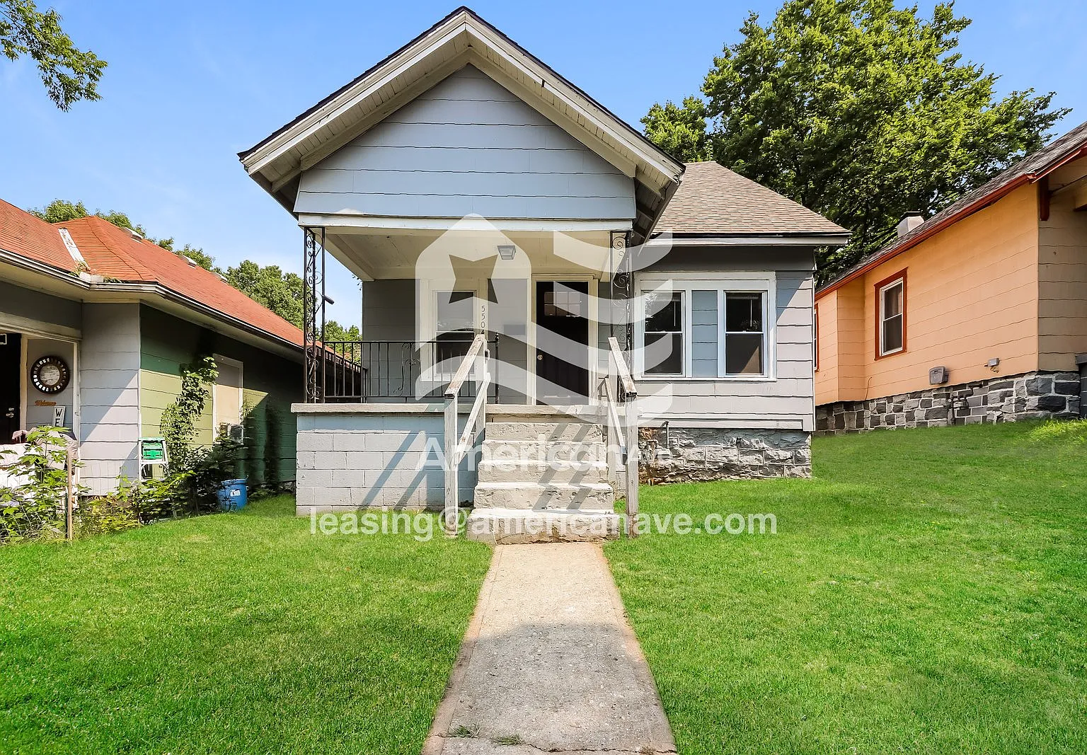 3 bed, 1.0 bath, 1286 sqft, $1,128 — Photo 1