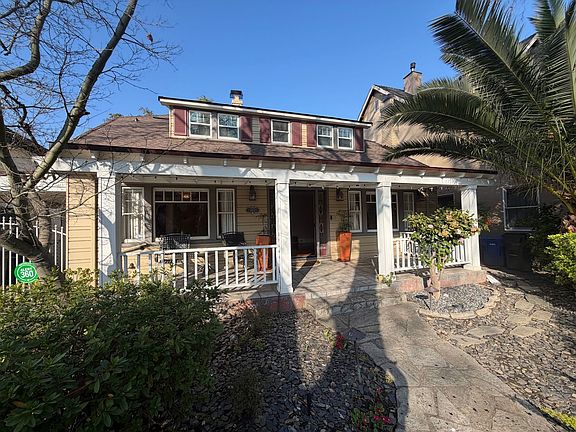 2nd image of 952 41st St