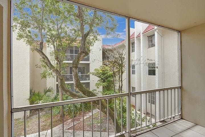 1st image of 636 NW 13TH Street #0240