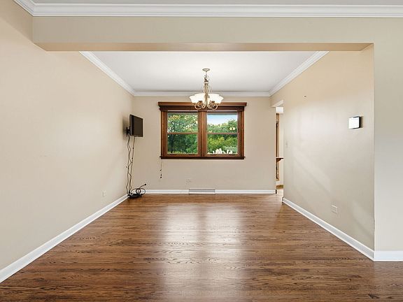 4th image of 770 S Stuart Ave