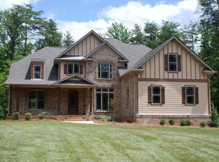 3122 James Plantation Dr, Denver, NC 28037