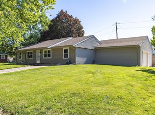 519 S School St, Brownsburg, IN 46112
