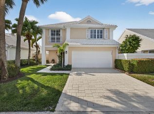 12 Wyndham Ln, Palm Beach Gardens, FL 33418