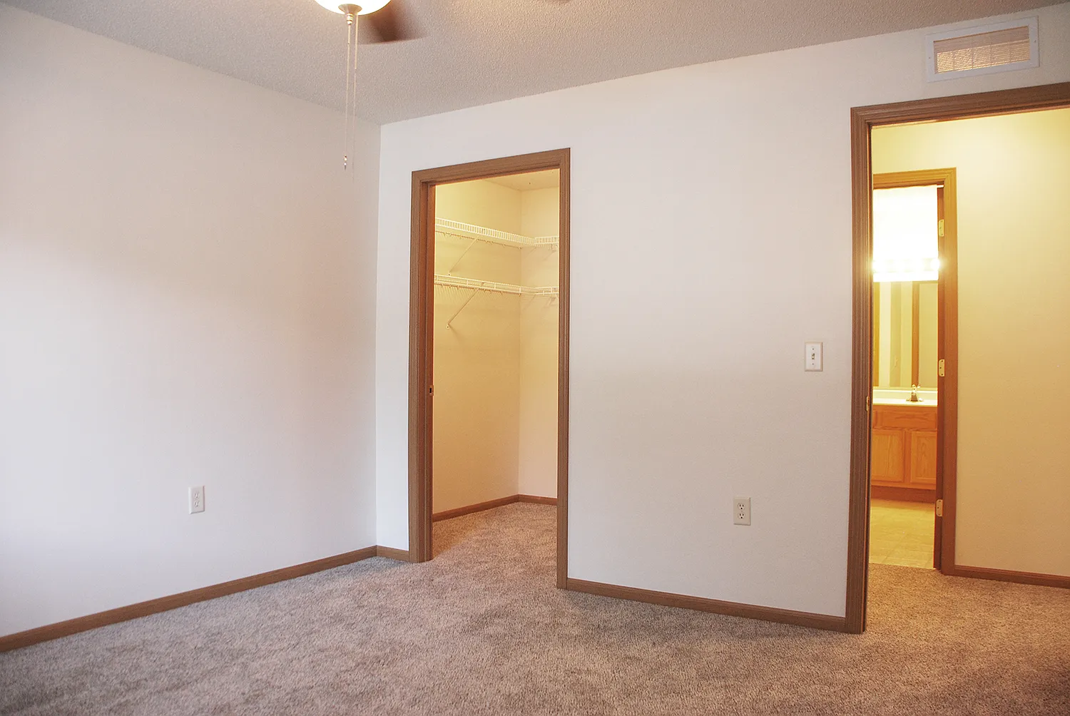 Central Square Apartments — Photo 4
