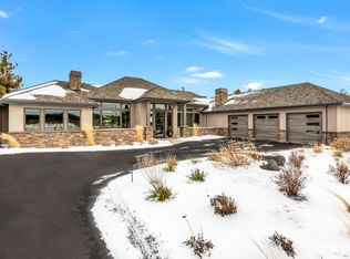 61766 Hosmer Lake Dr, Bend, OR 97702