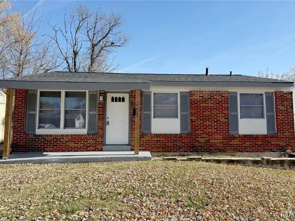 10432 Royal Dr, Saint Louis, MO 63136