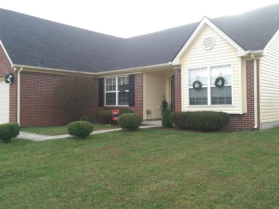 1st image of 320 Wisteria Ct
