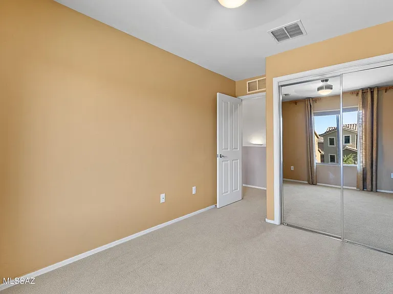 1605 W Homecoming Way — Photo 31