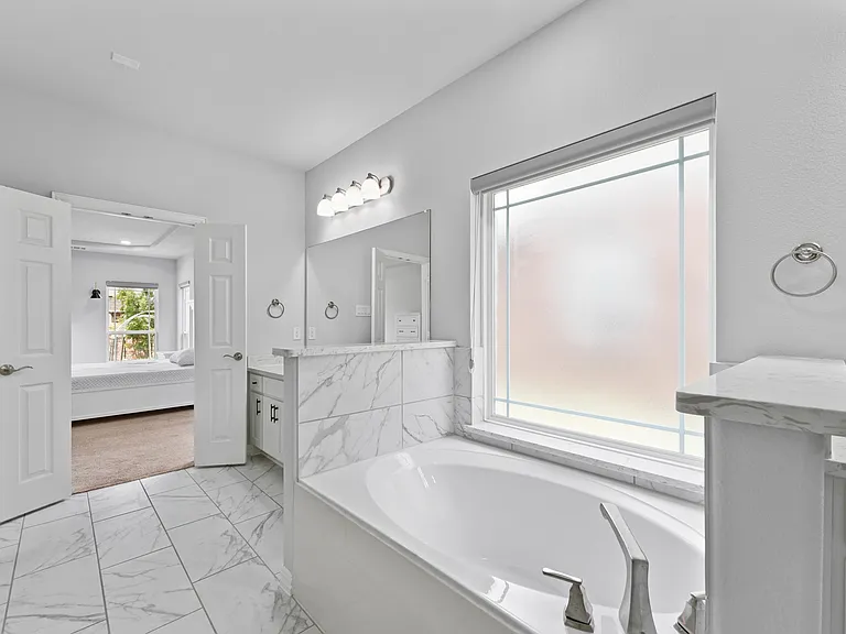 3217 Austin Bayou Trl — Photo 27