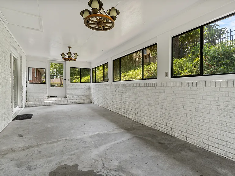4003 Rockbridge Rd — Photo 34