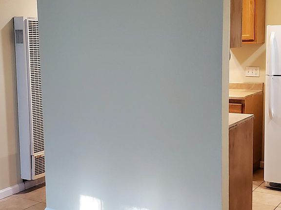 3rd image of 276 Wall St