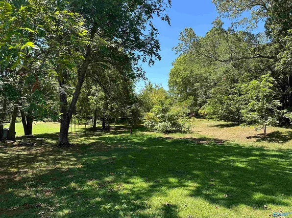 Maple St NW, Fort Payne, AL 35967
