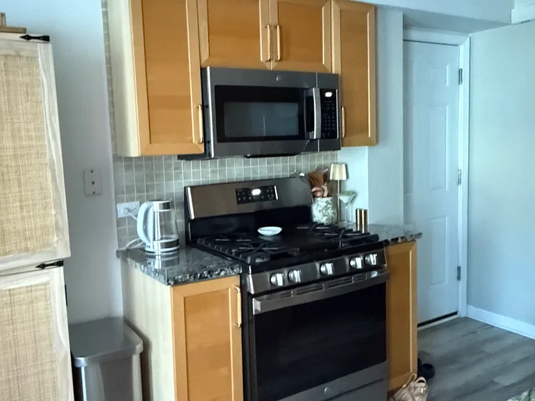 410 Tanglewood Ct — Photo 10