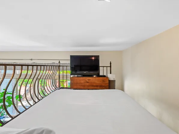 10 Charles Street image 22 of 25