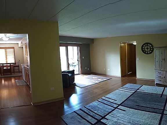 2nd image of 11112 E Cove Cir Unit 2C