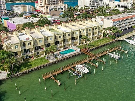 5th image of 656 Bayway Blvd APT 11