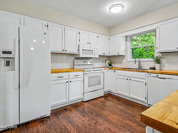 5th image of 1252 Lovell View Dr