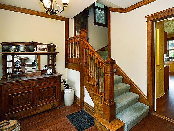 4th image of 6613 N Greenview Ave