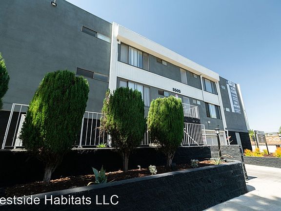 3rd image of 5505 Zelzah Ave #206