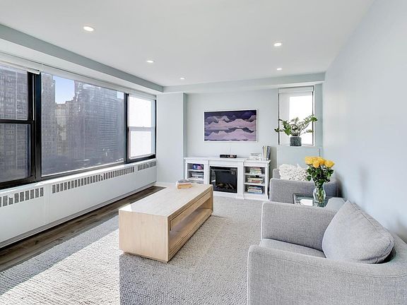 5th image of 1540 N State Pkwy APT 14D