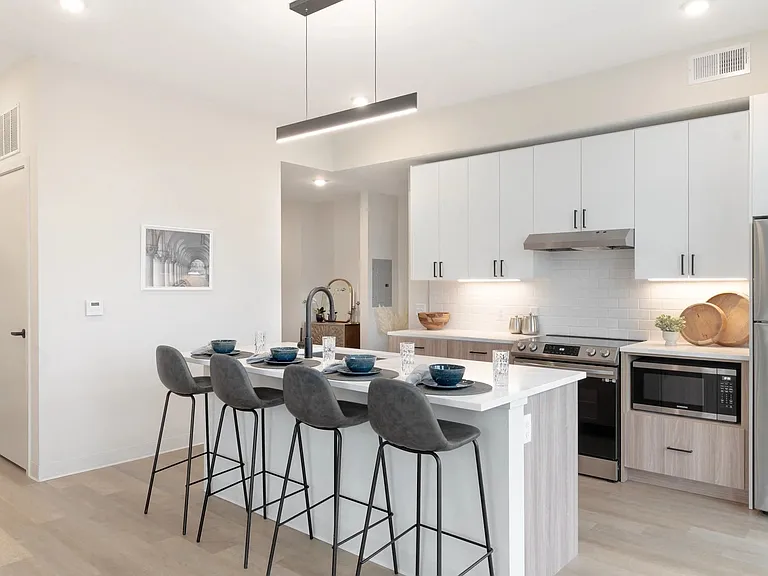 Orris: Apartments and Townhomes — Photo 32