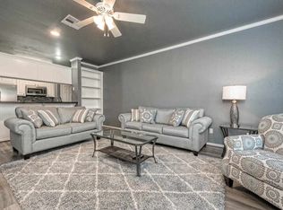 1724 S 15th St APT 3, Waco, TX 76706