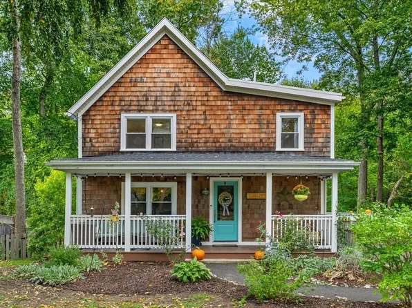 101 Booth Hill Rd, Scituate, MA 02066
