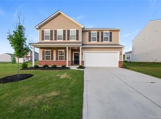 8424 Empress Ct, Charlotte, NC 28227