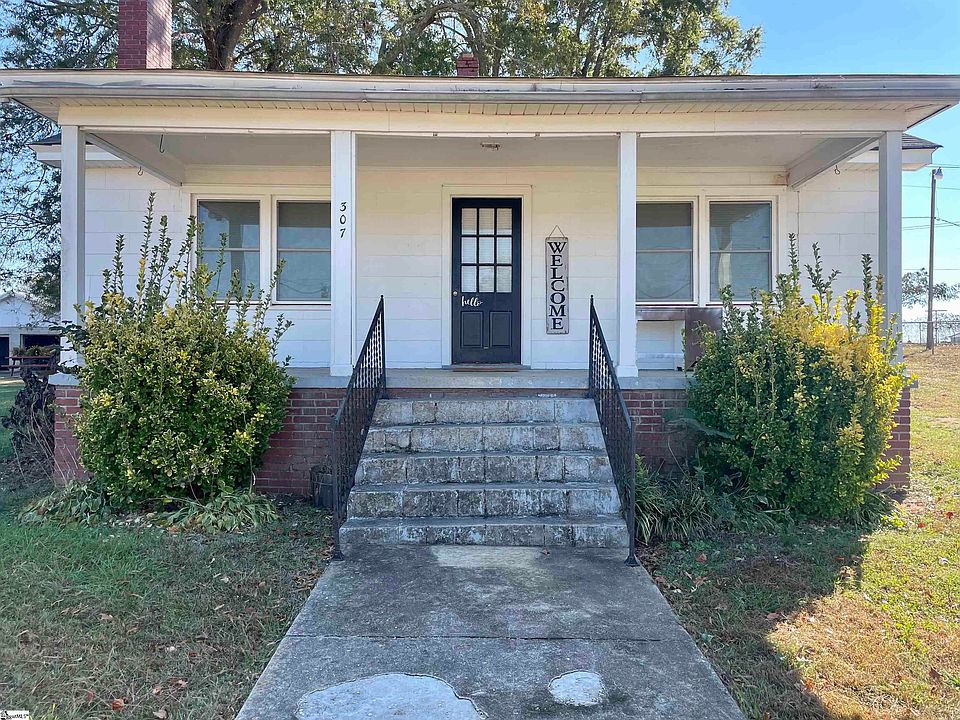 1st image of 307 Laurens St