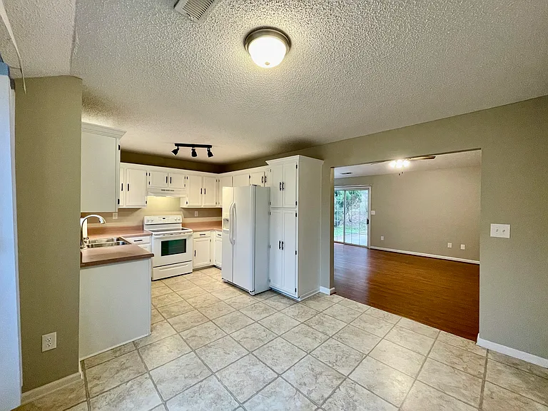 32 Winding Creek Way — Photo 6