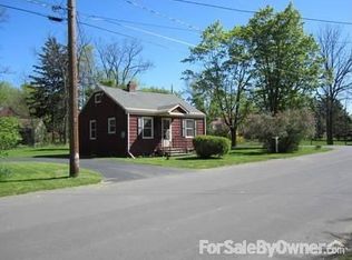 612 Chapel St, Fayetteville, NY