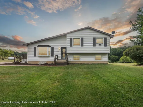4787 S Saint Clair Rd, Saint Johns, MI 48879
