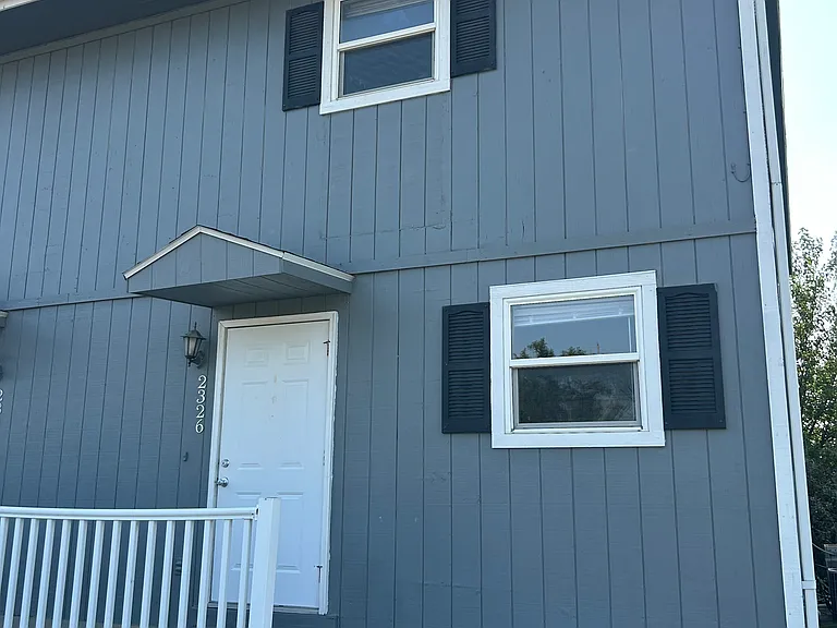 2326 Hillcrest Dr #2326 — Photo 2