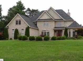 207 Upper View Ct, Greer, SC 29651