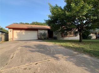 500 Meadowcreek Cir, Round Rock, TX 78664