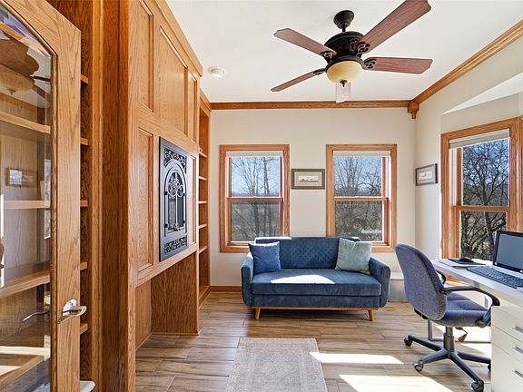 2nd image of 1516 Roseman Bridge Rd