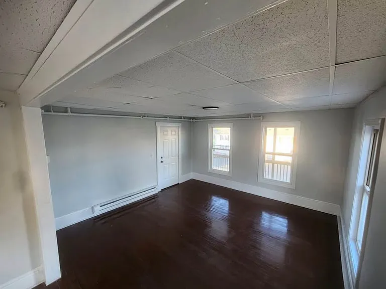 48 Coral St #1 — Photo 6