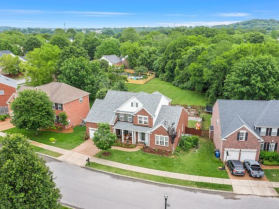 5th image of 716 Braemere Dr